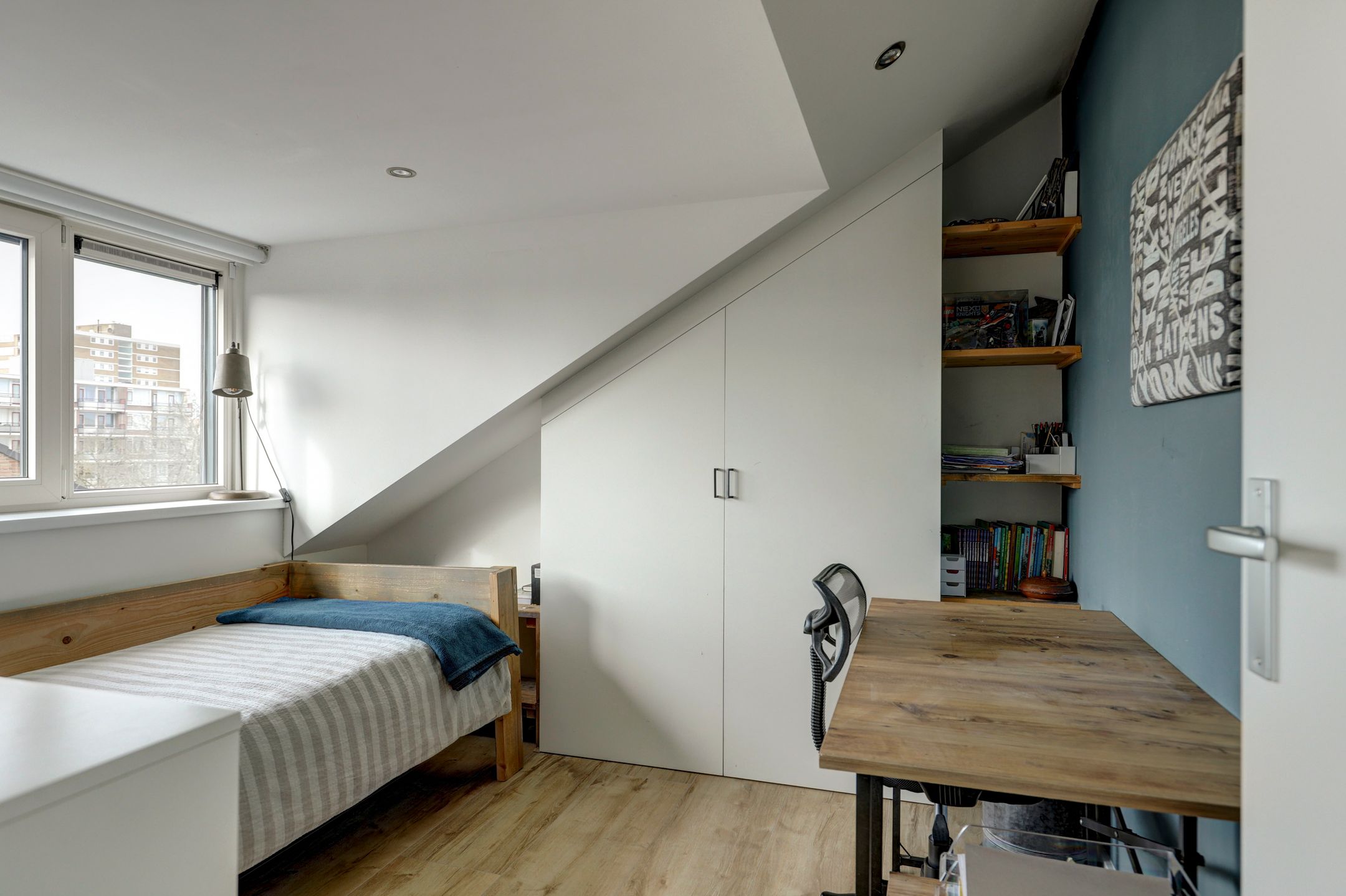 Photo 42 of Boshuysenstraat 36