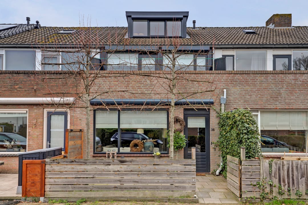 Photo 56 of Boshuysenstraat 36