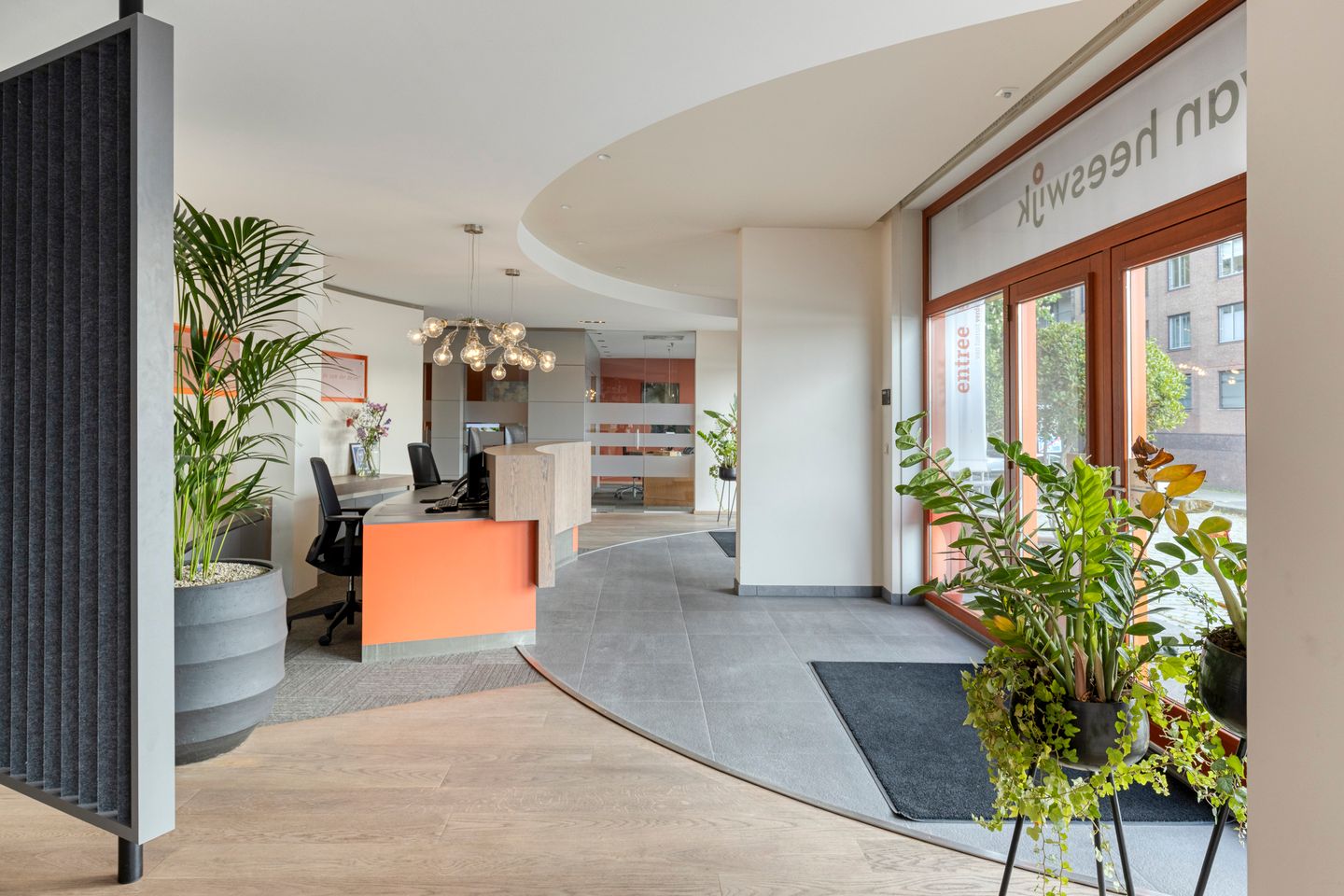 View photo 4 of Veerdam 56