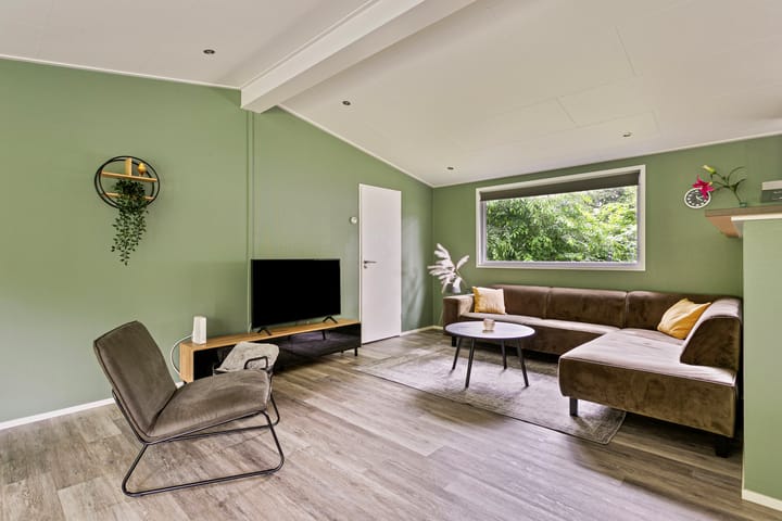 Foto 2 van Nieuwe Veenendaalseweg 229-A2