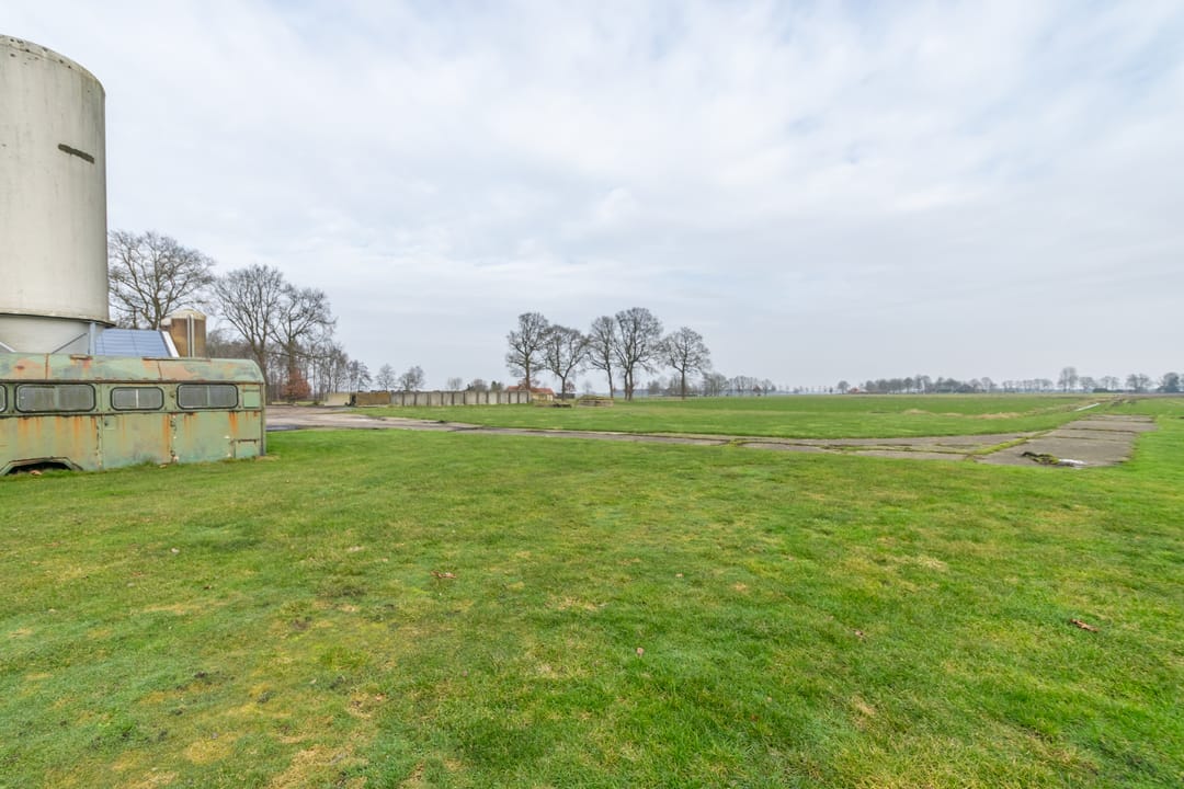 Photo 11 of Zuideinde 33