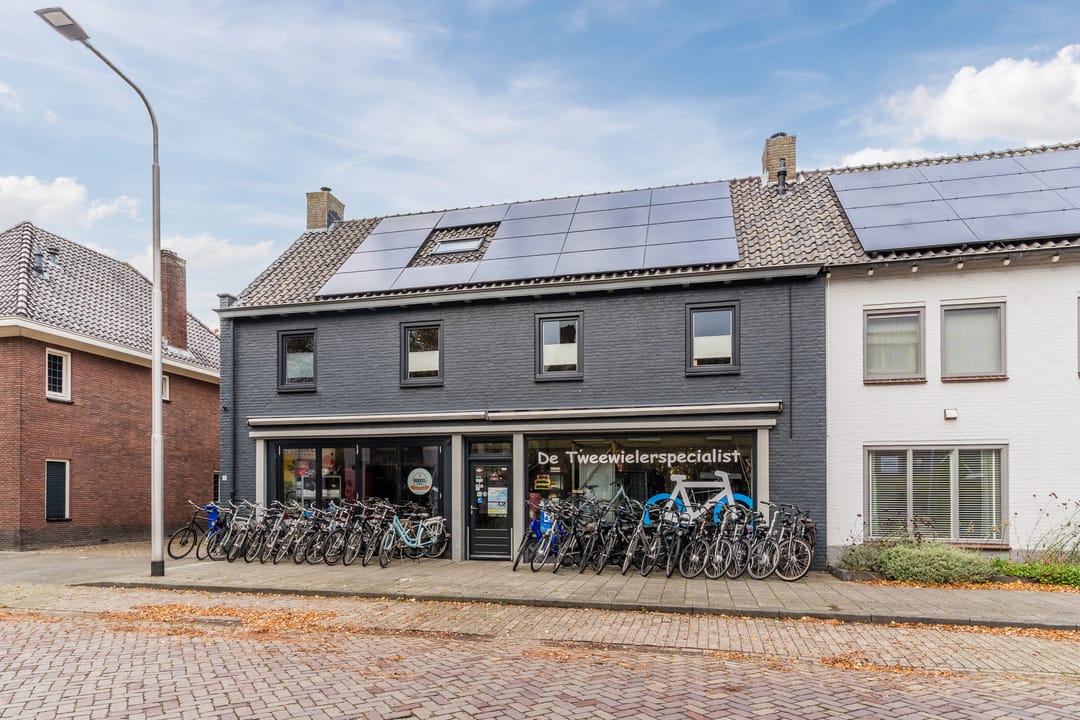 Photo 1 of Sint Willibrordstraat 10