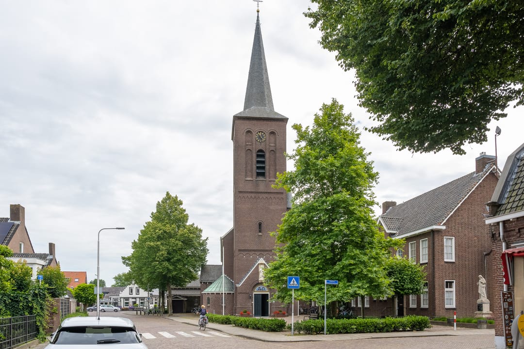 Photo 41 of Sint Willibrordstraat 10