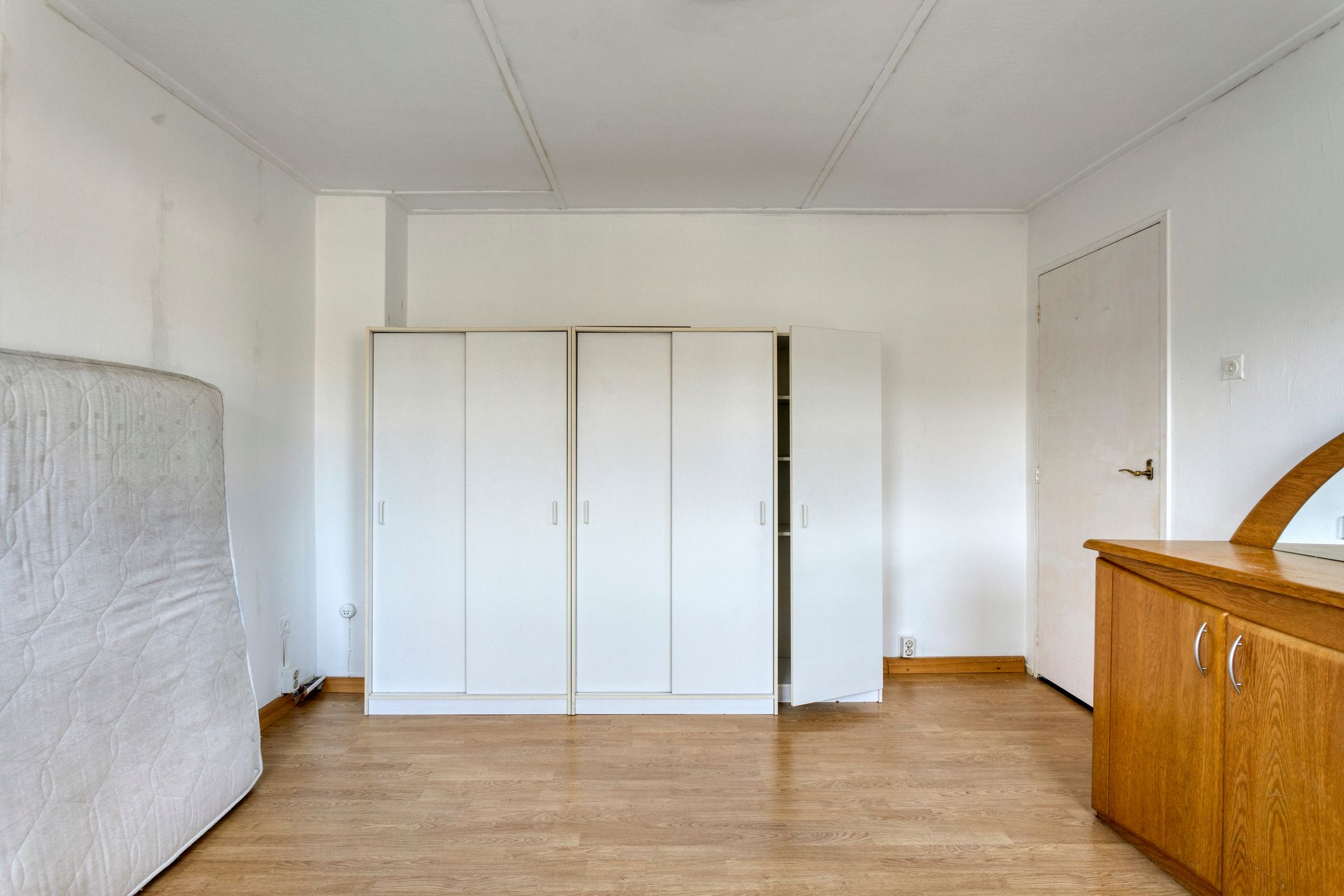 Photo 24 of Kerstroosstraat 14