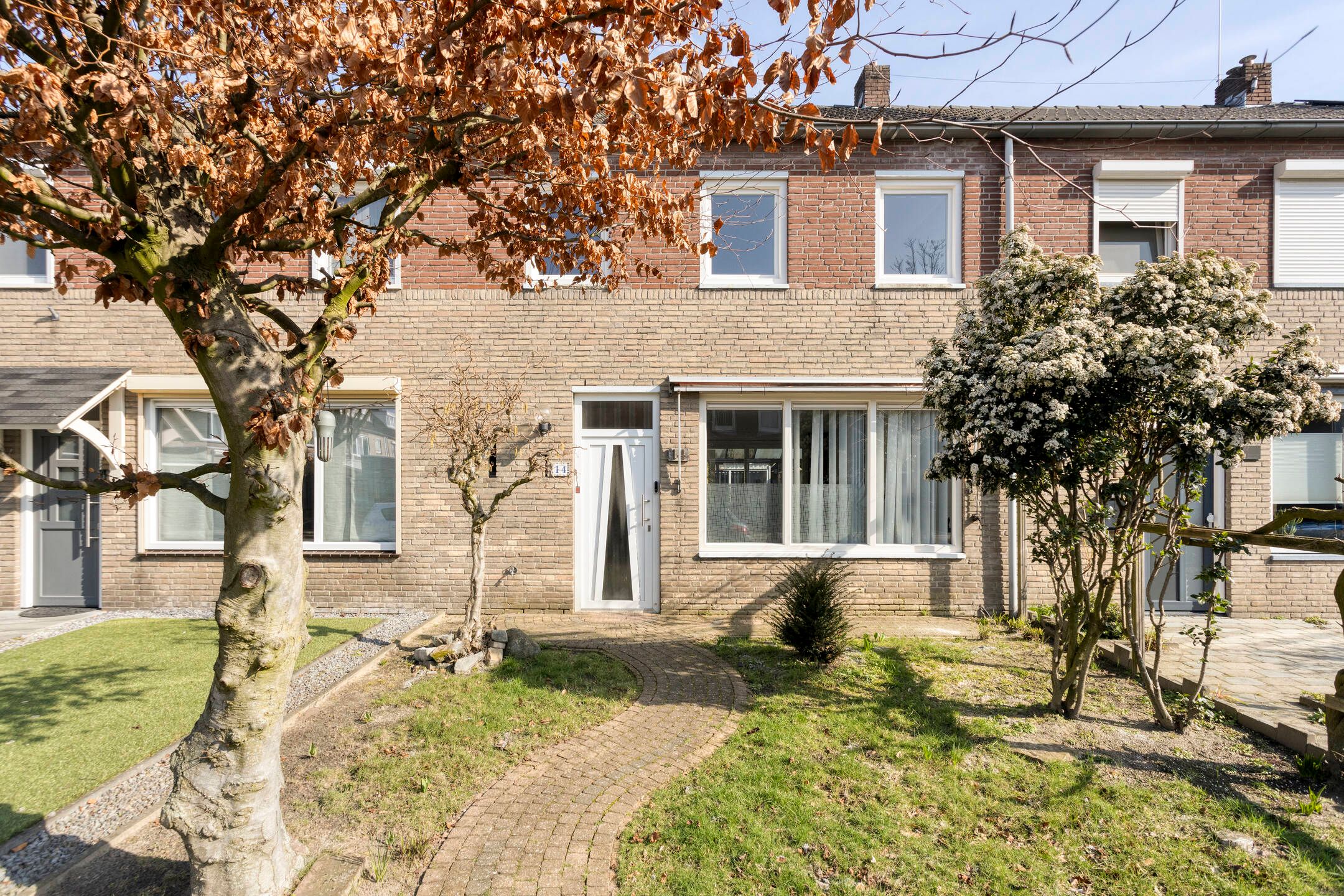 Kerstroosstraat 14 