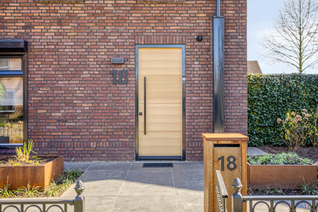 Photo 7 of Trambaan 18