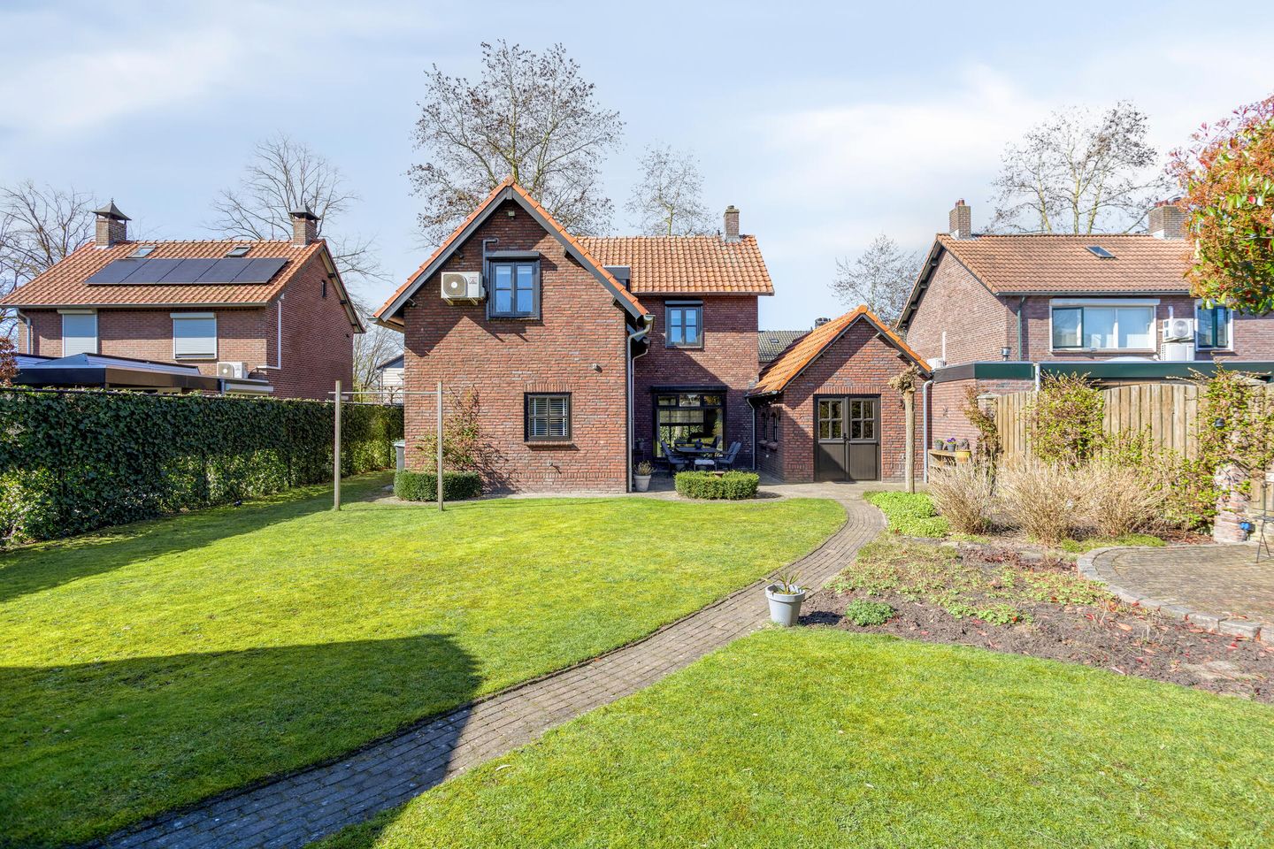 Photo 40 of Trambaan 18