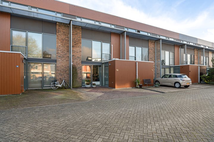 Tussenwoning te koop: Granny Smithhof 16, Zoetermeer