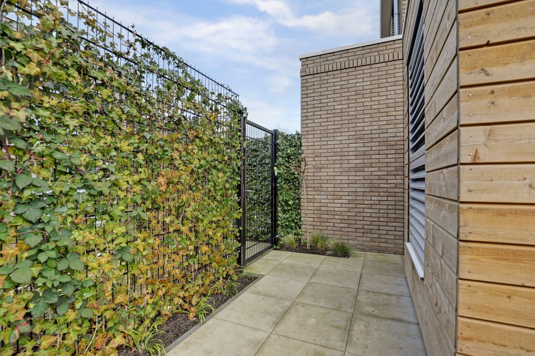 Modern Family Home with A++++ Energy Label in Gouda — 35