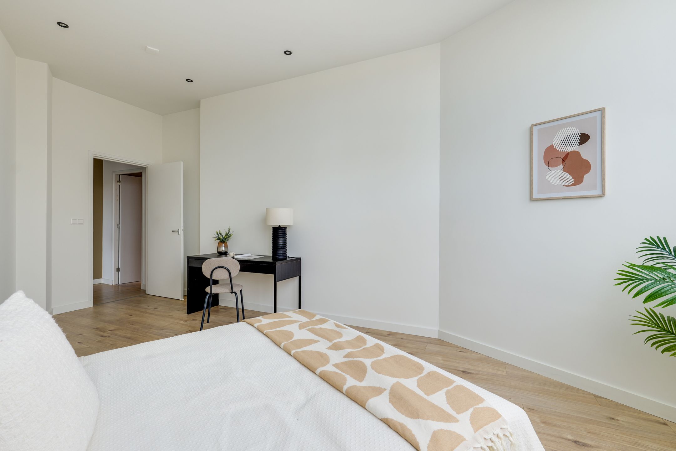 Photo 21 of Canadaplein 3-B