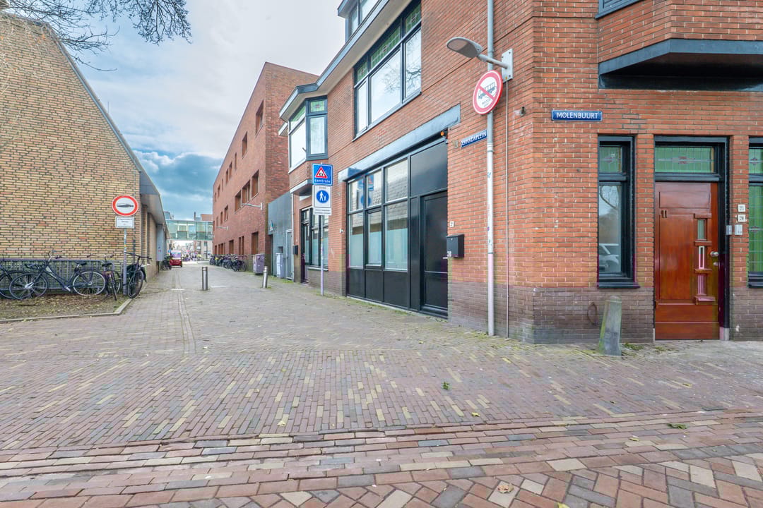 Photo 31 of Canadaplein 3-B