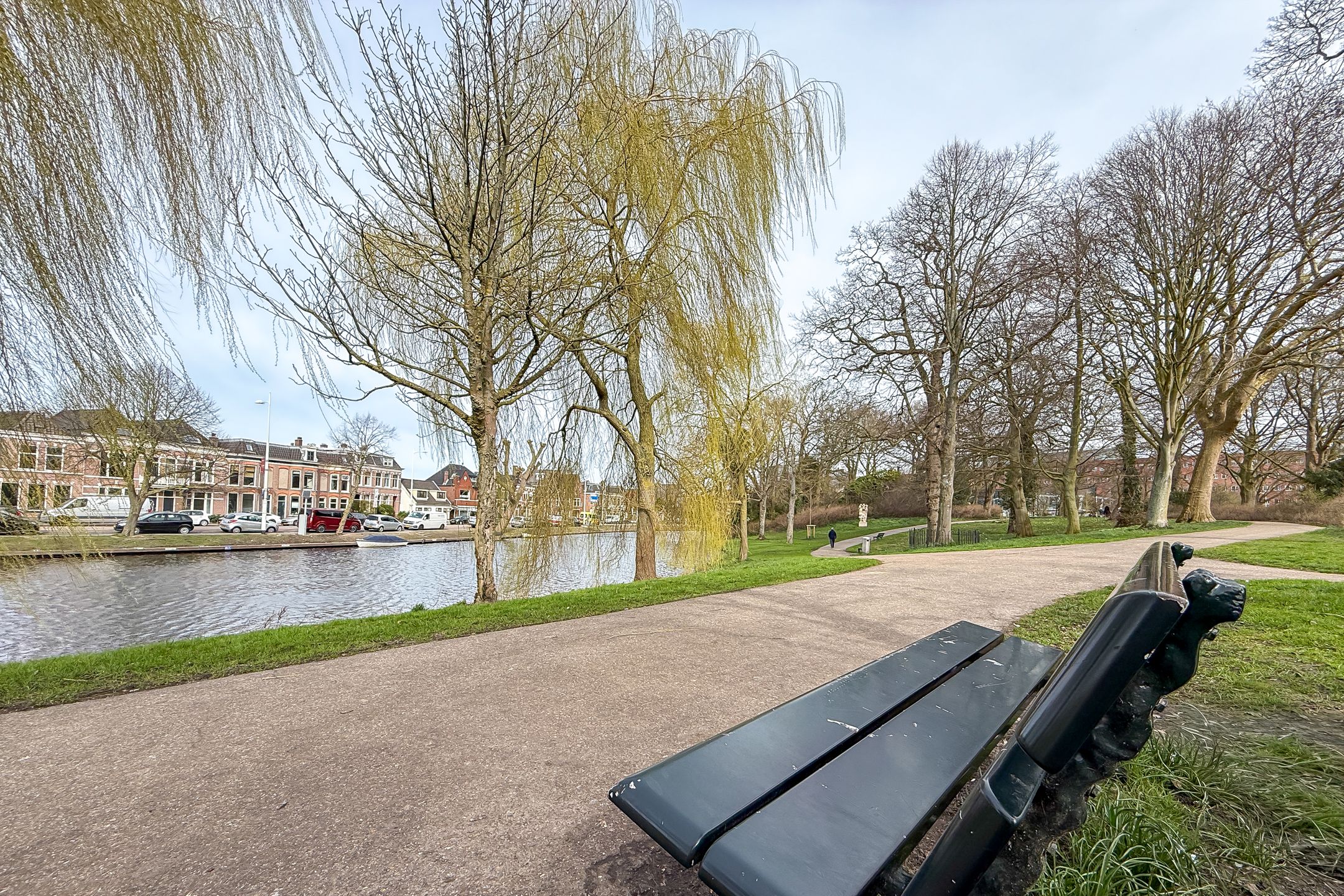 Photo 39 of Canadaplein 3-B