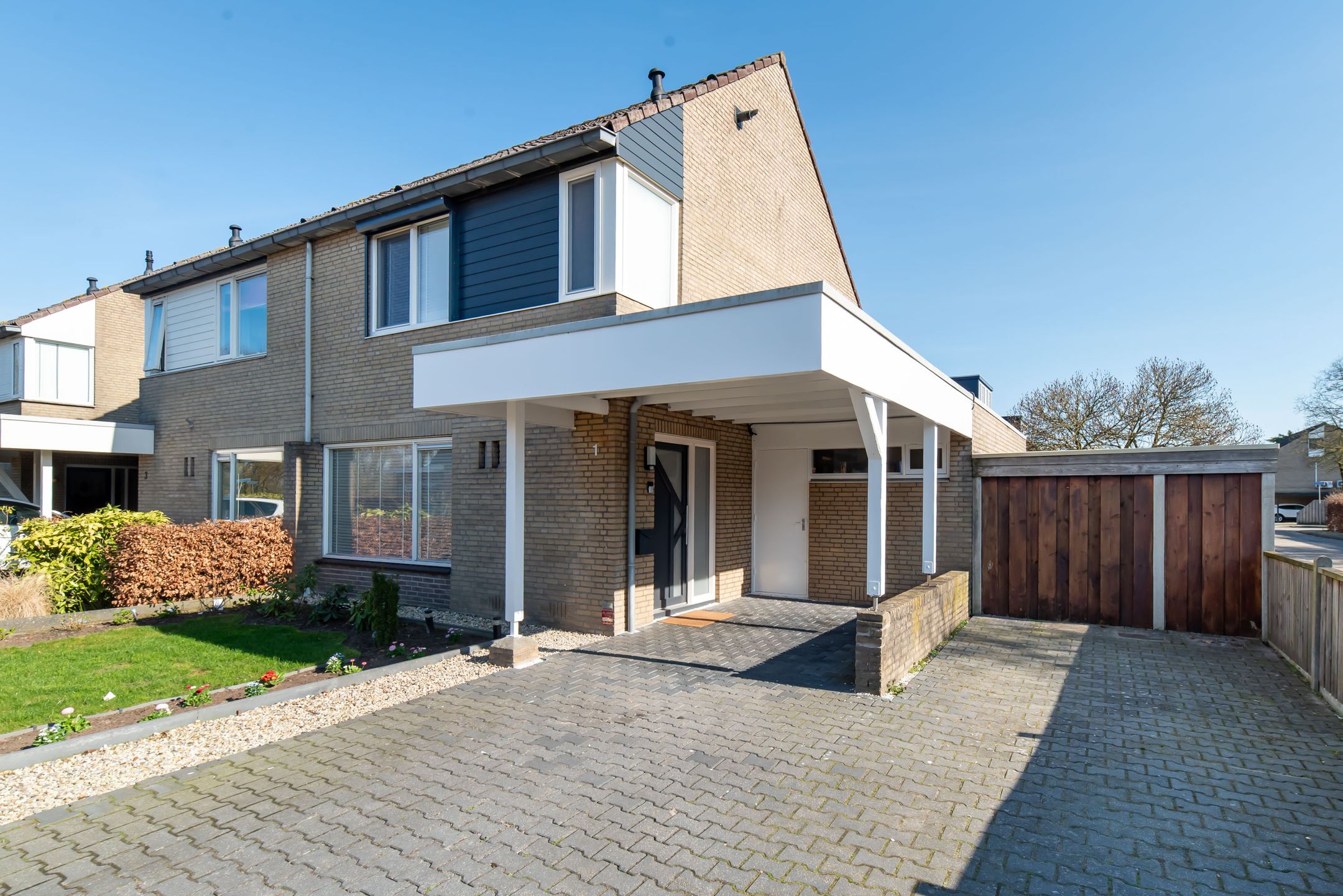 Foto 3 van Borg Rusthoven 1