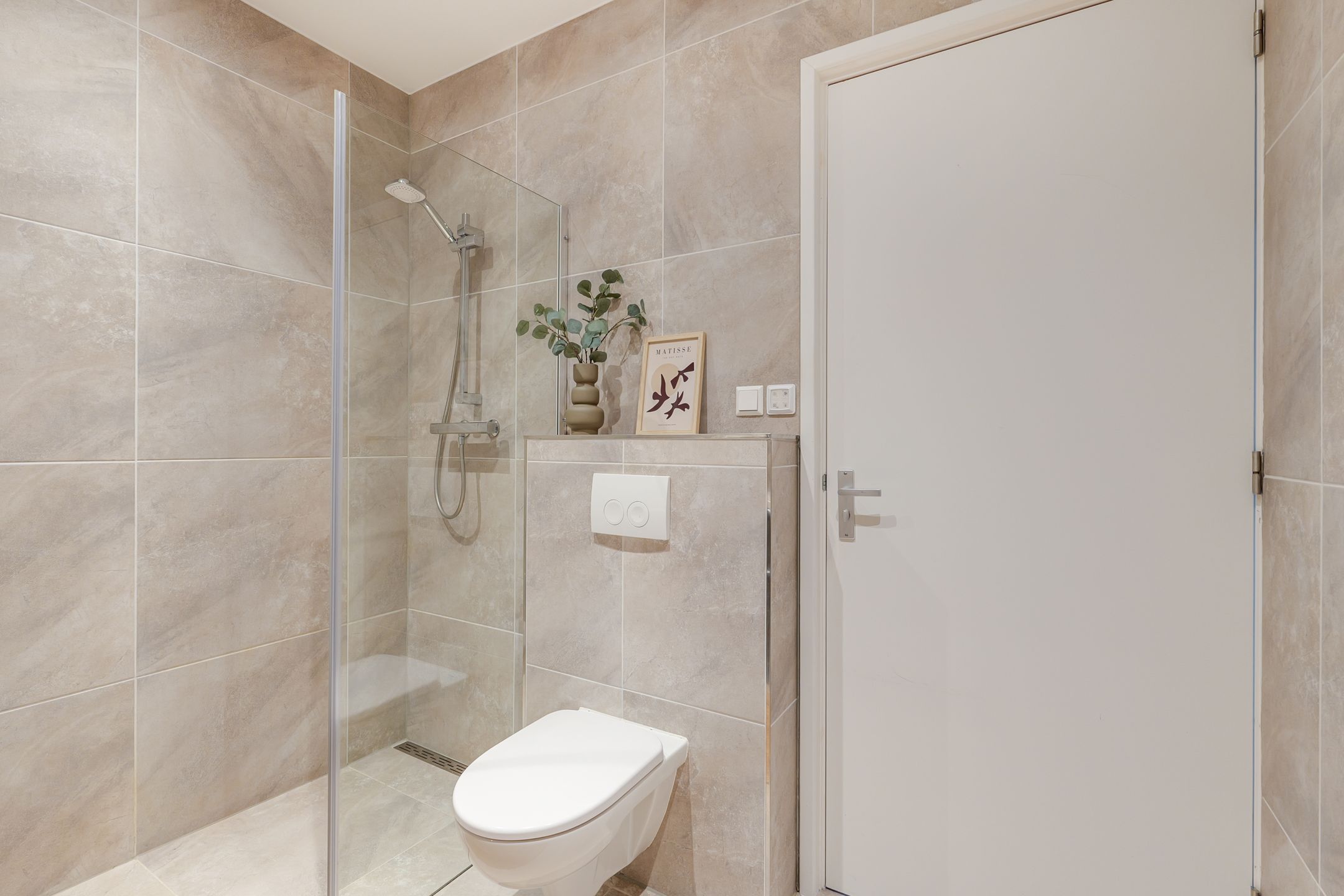 Photo 27 of Canadaplein 3-B