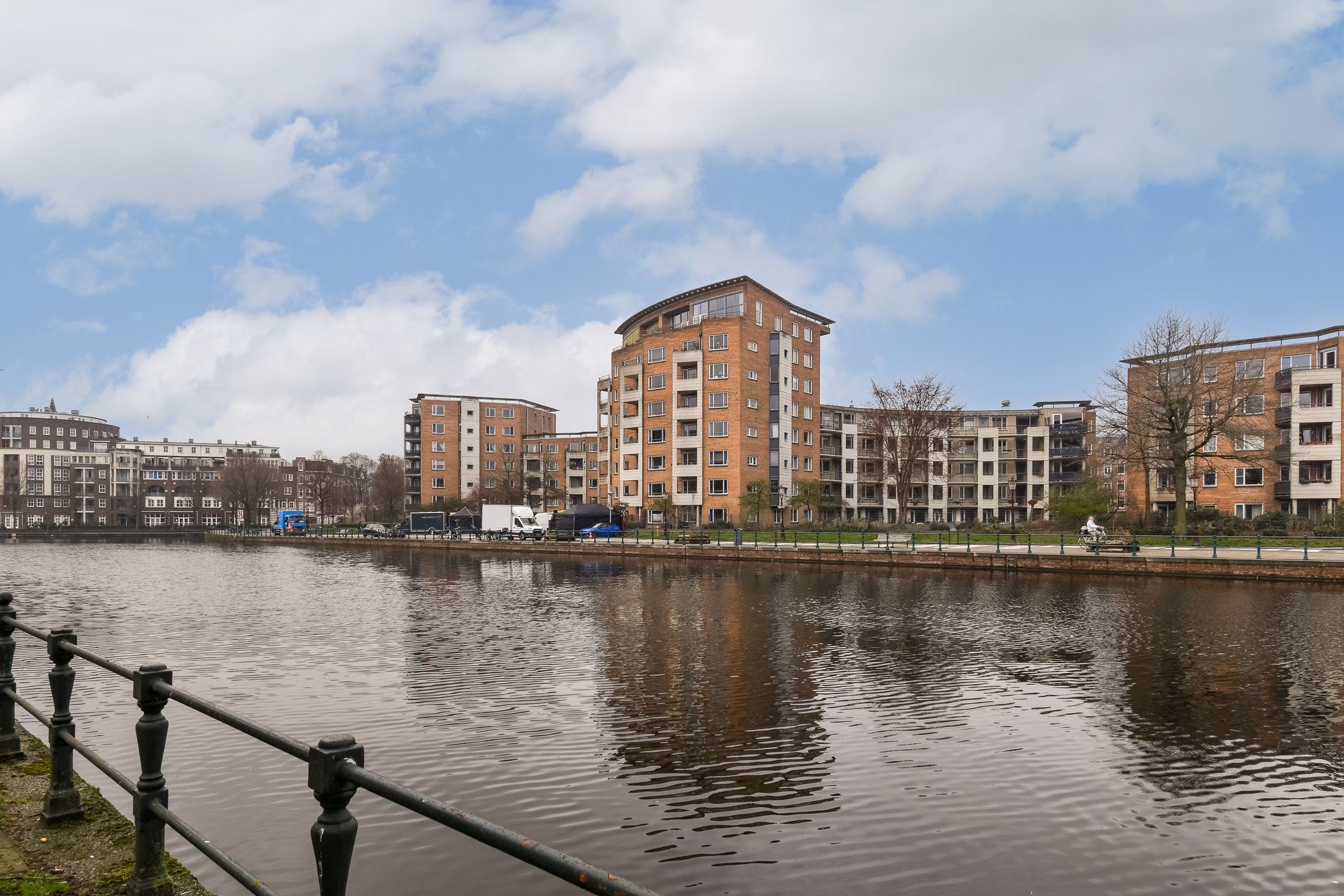 Modern 1-Bedroom Apartment near the Jordaan — 12