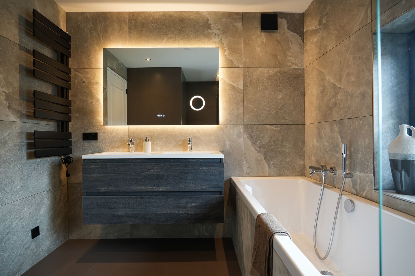 Foto 35 van Van Spreeuwelstraat 13