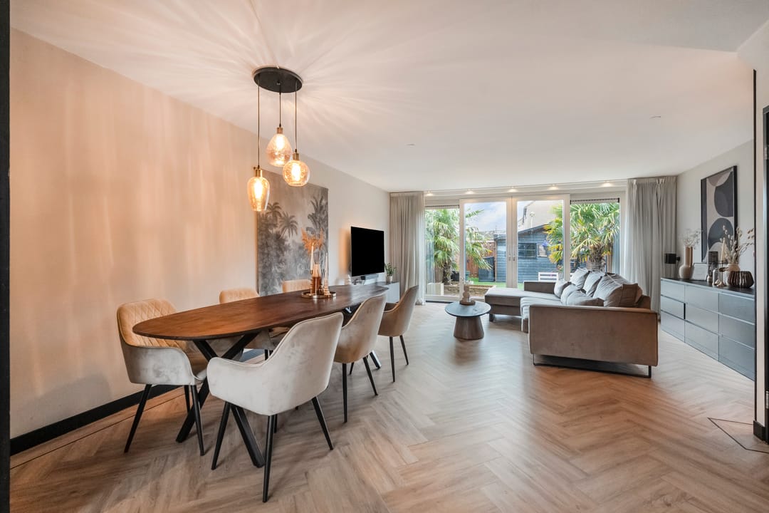 Foto 8 van Kruiszwin 2373