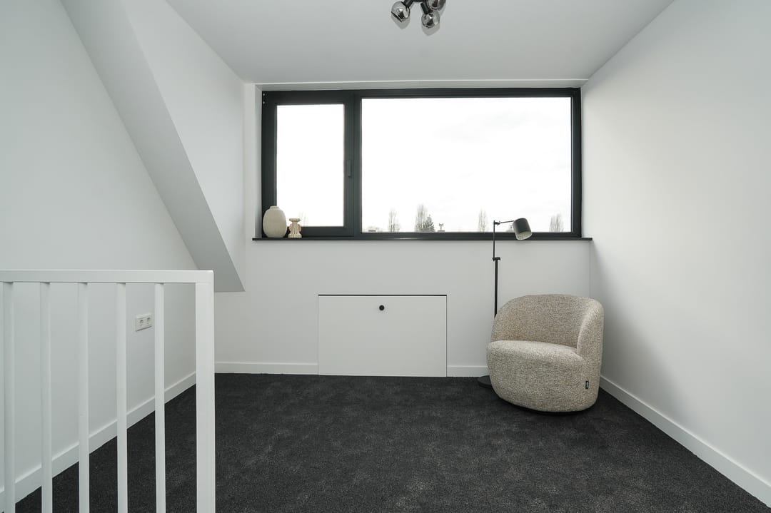 Foto 38 van Van Spreeuwelstraat 13