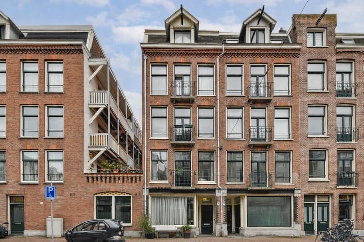 Photo 4 of Groen van Prinstererstraat 26-1