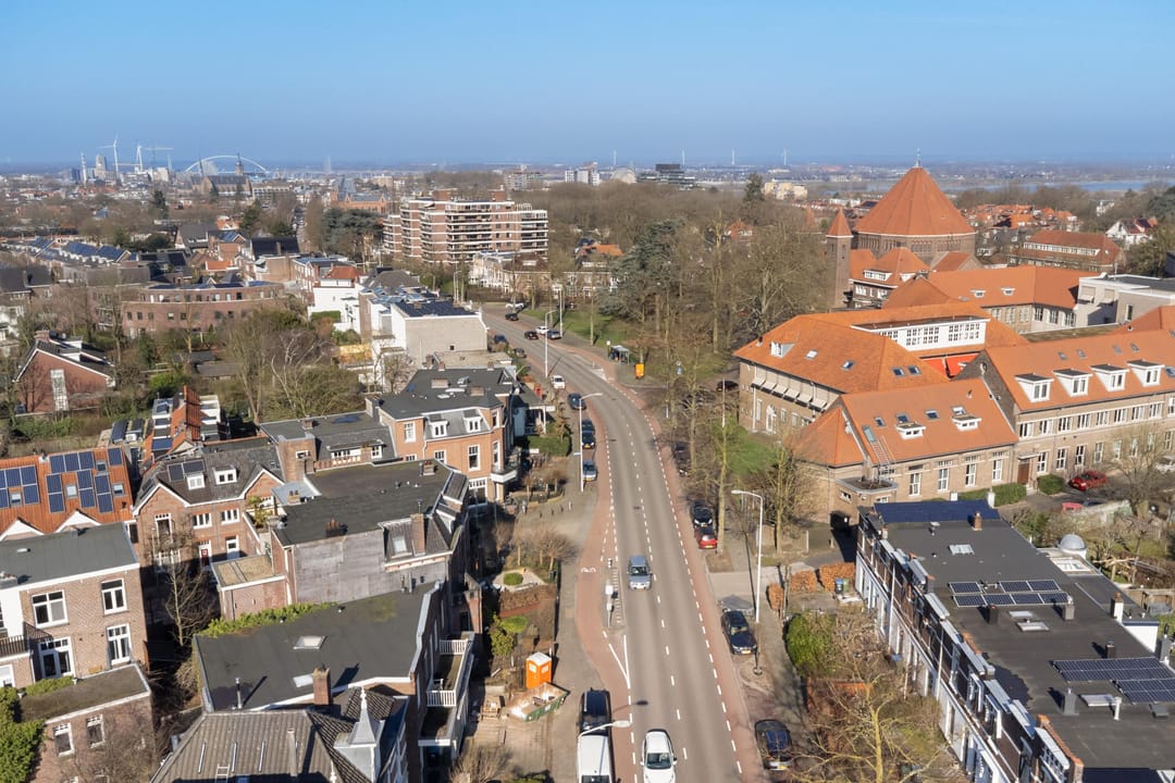 Foto 43 van Berg en Dalseweg 214