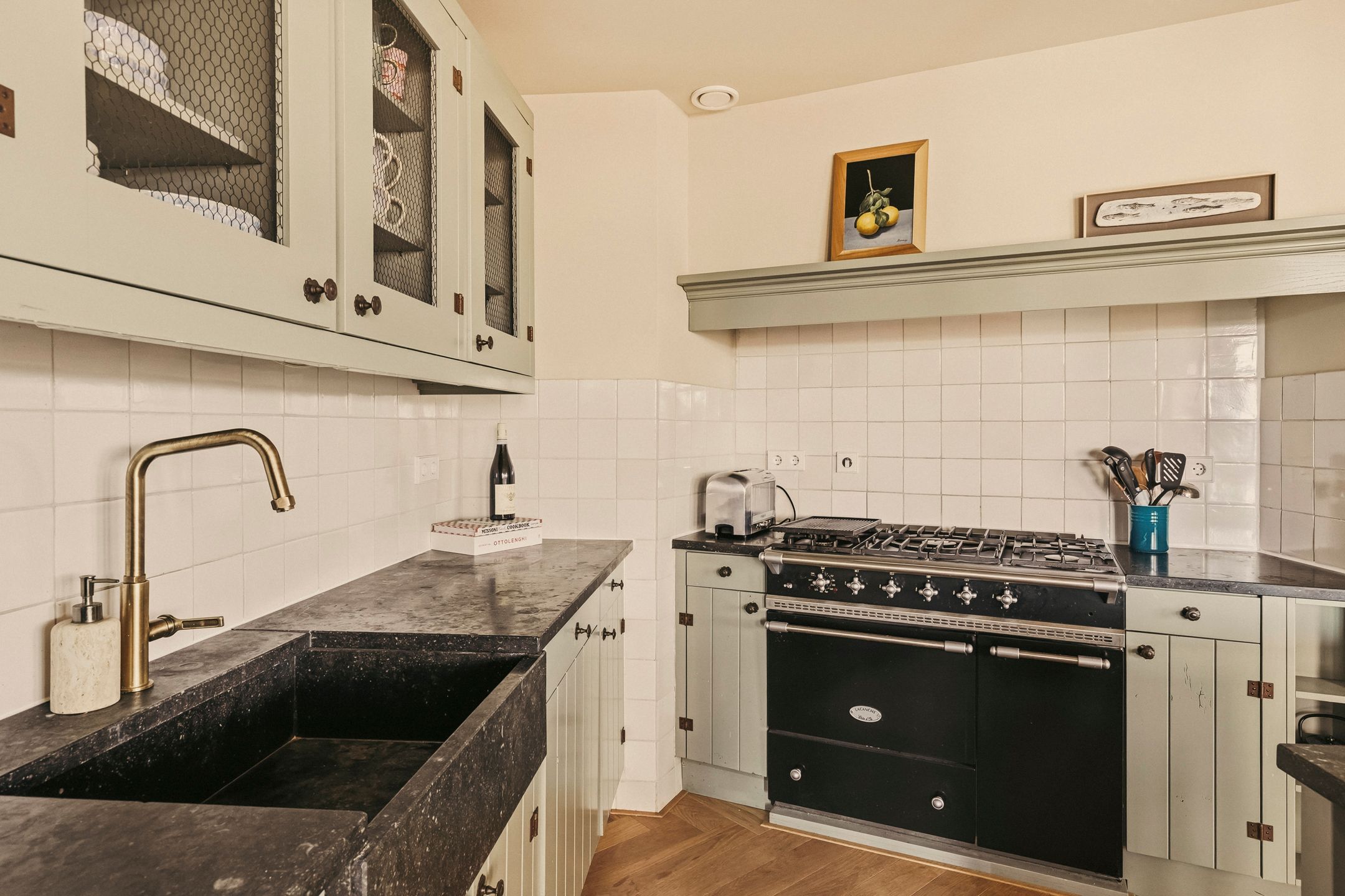 Exclusive Penthouse with Private Roof Terrace in the Jordaan — 18