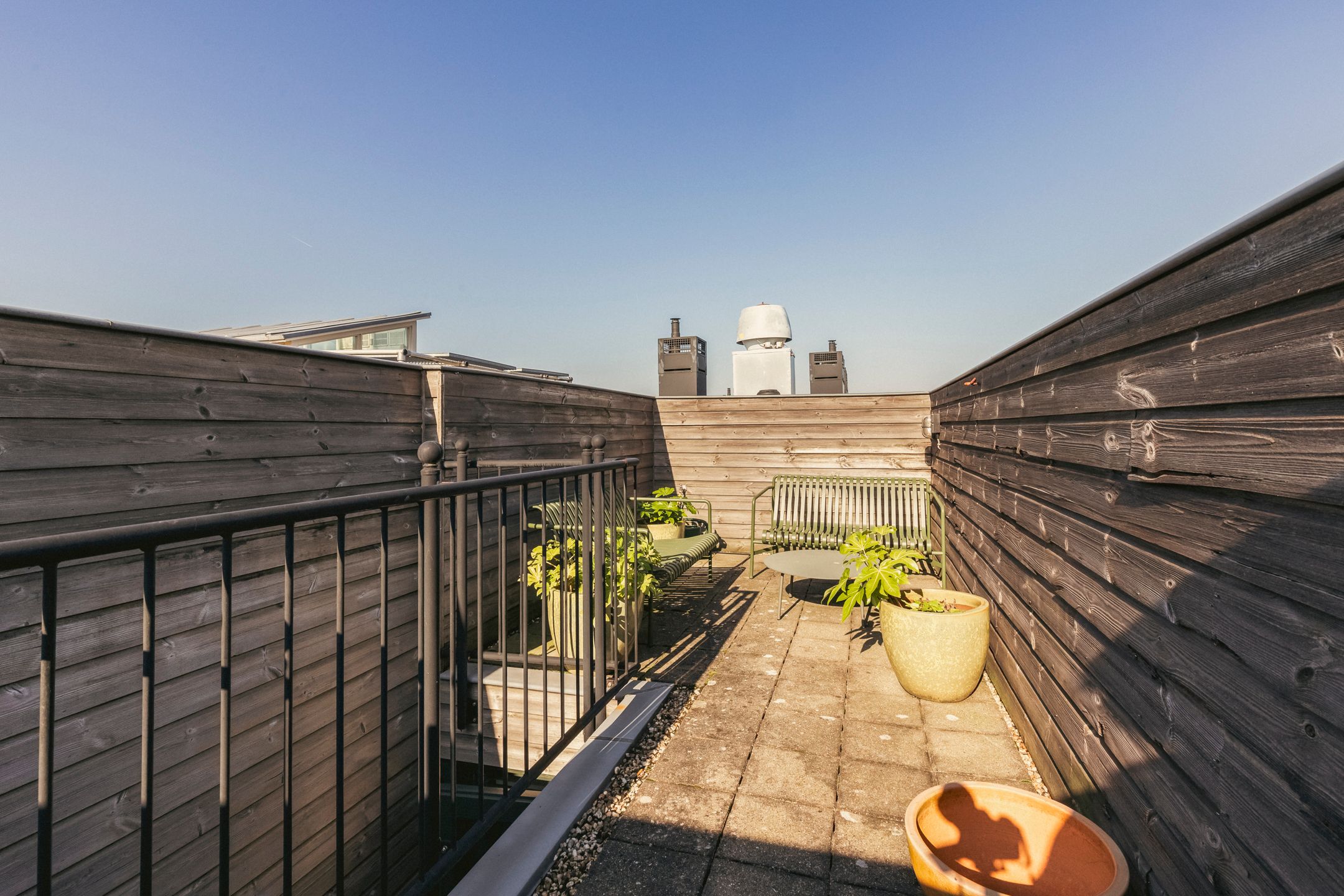 Exclusive Penthouse with Private Roof Terrace in the Jordaan — 38