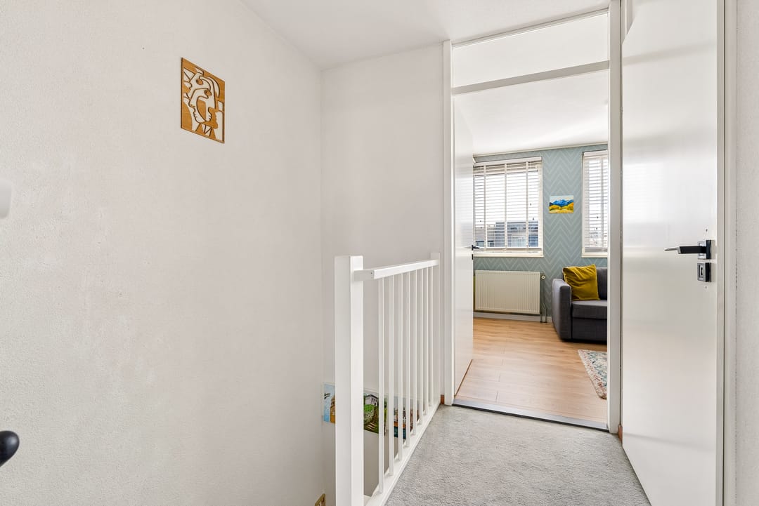 Modern and Well-Maintained Family Home in Almere Buiten — 19