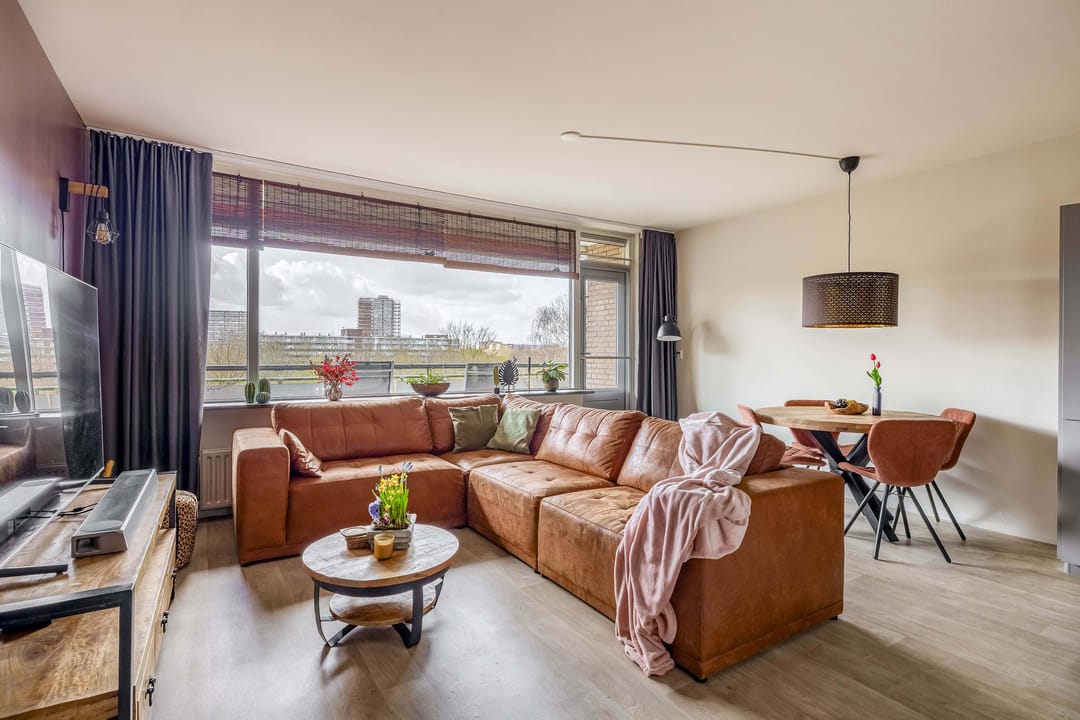 Photo 2 of Söderblomplaats 548