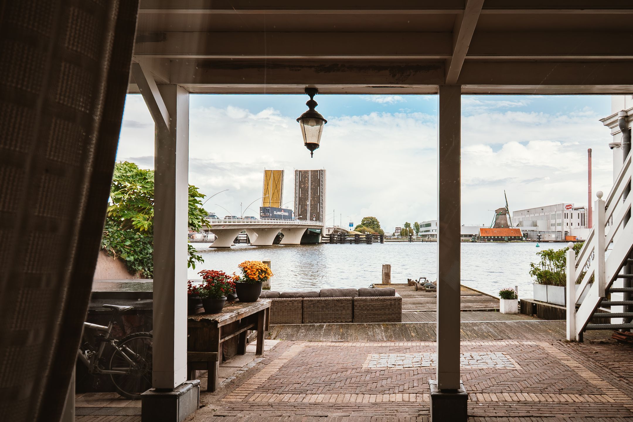Spacious Waterfront Double House with Private Dock in Zaandijk — 32