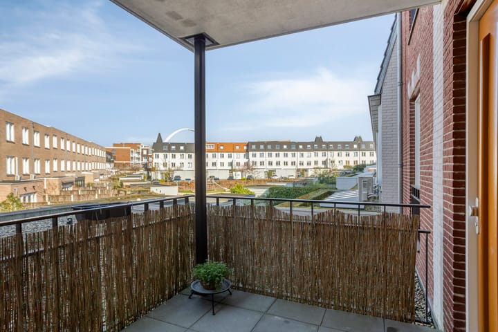 Photo 2 of Winselingseweg 2-H