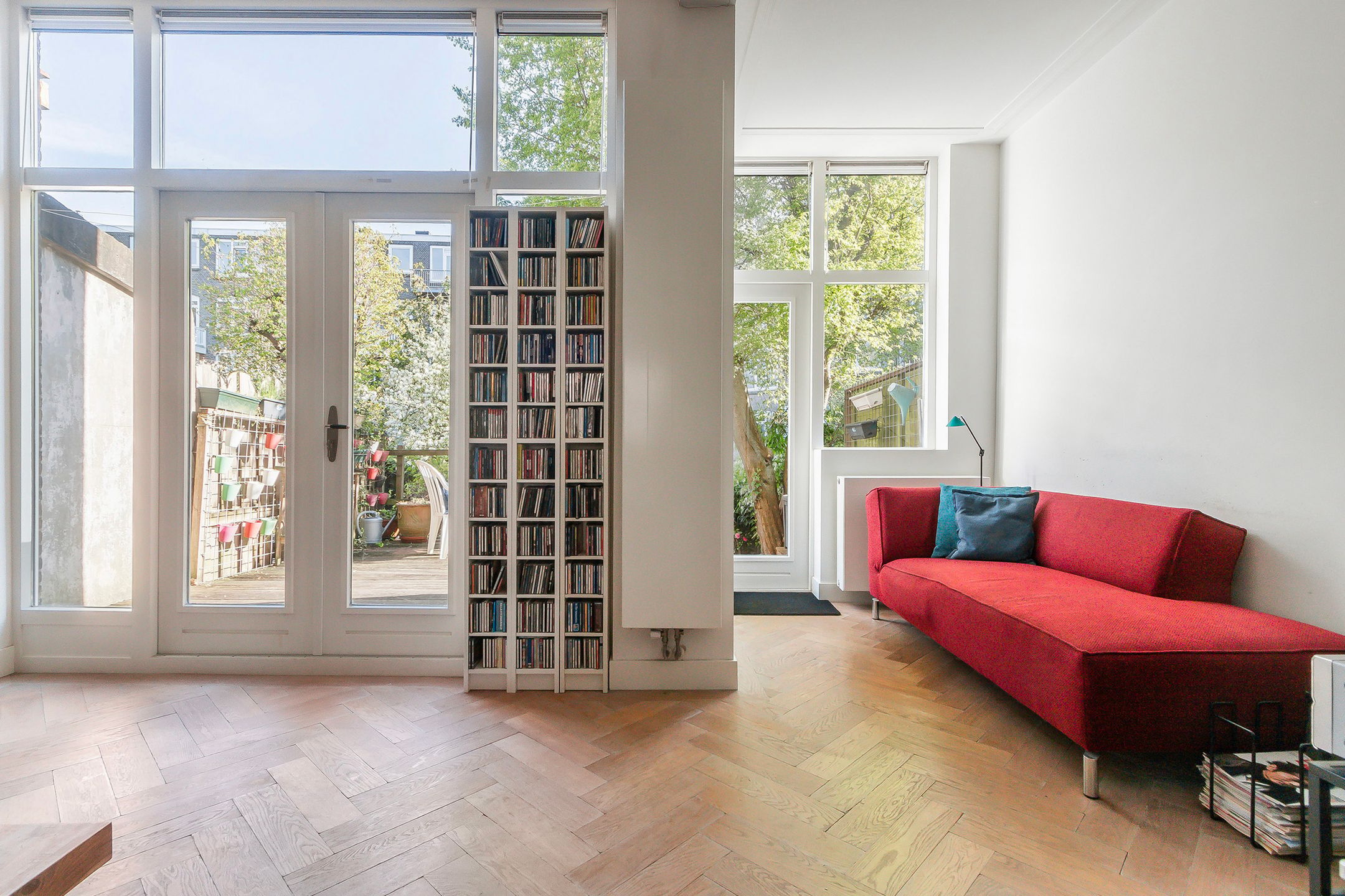 Unique pre-war double apartment with south-facing garden in Rotterdam Middelland — 12