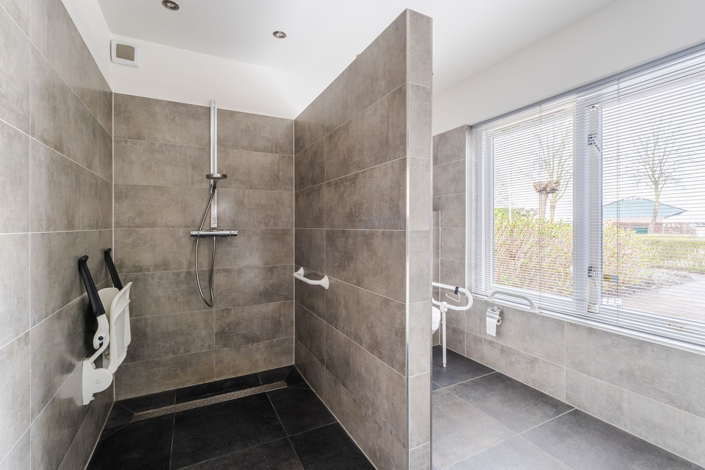 Foto 25 van IJsselveld 10-B