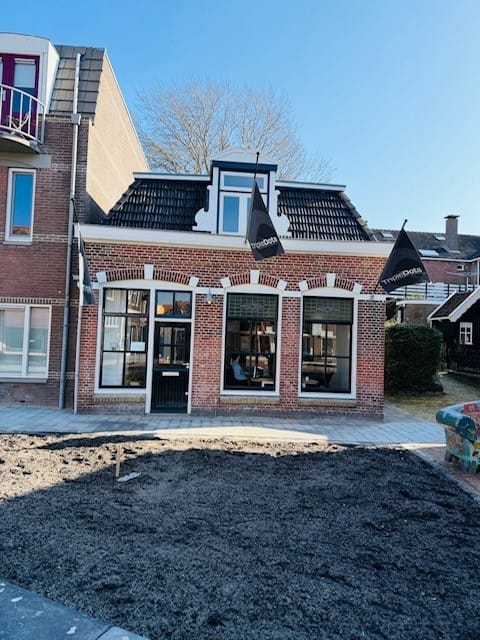 View photo 2 of Dijkstraat 75