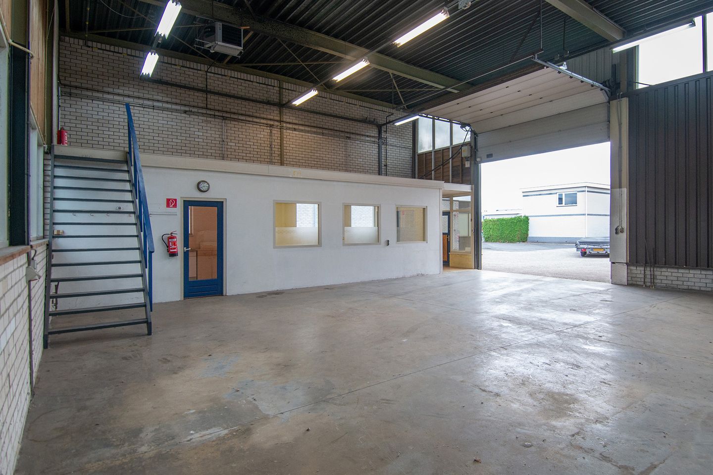 View photo 3 of Nijverheidsweg 13-a