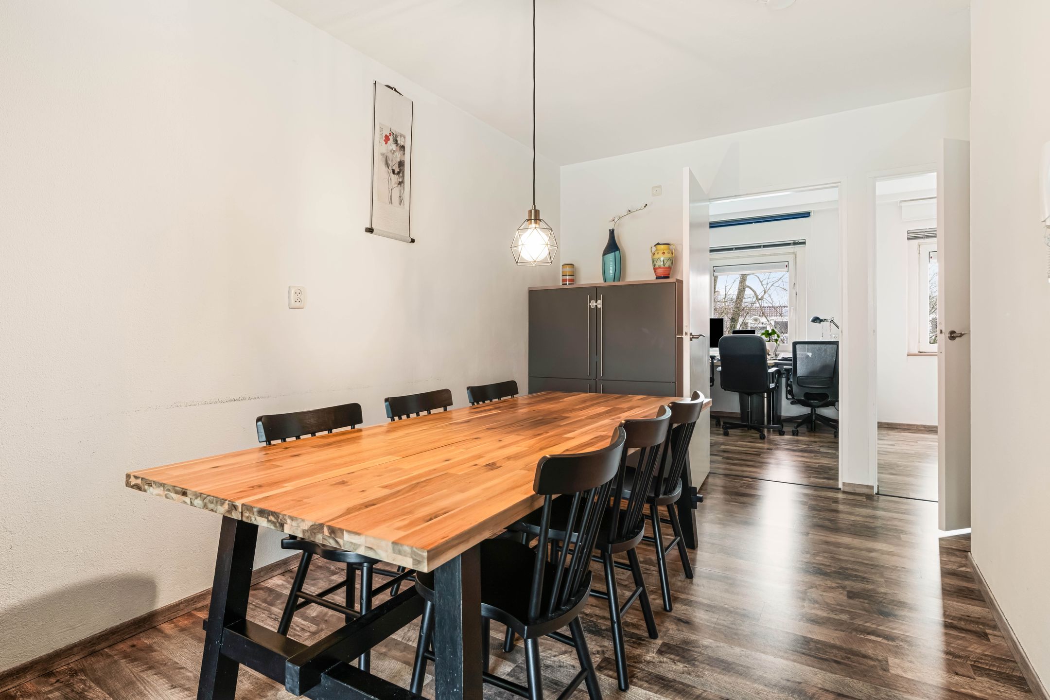 Spacious 5-Room Maisonette with Balcony in Delft — 21