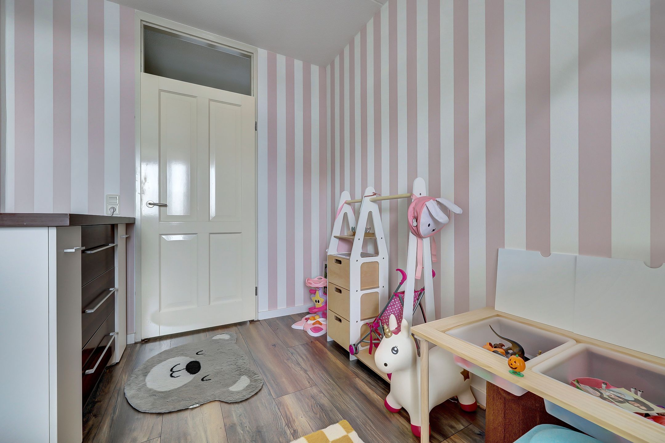 Photo 15 of Raadhuislaan 98