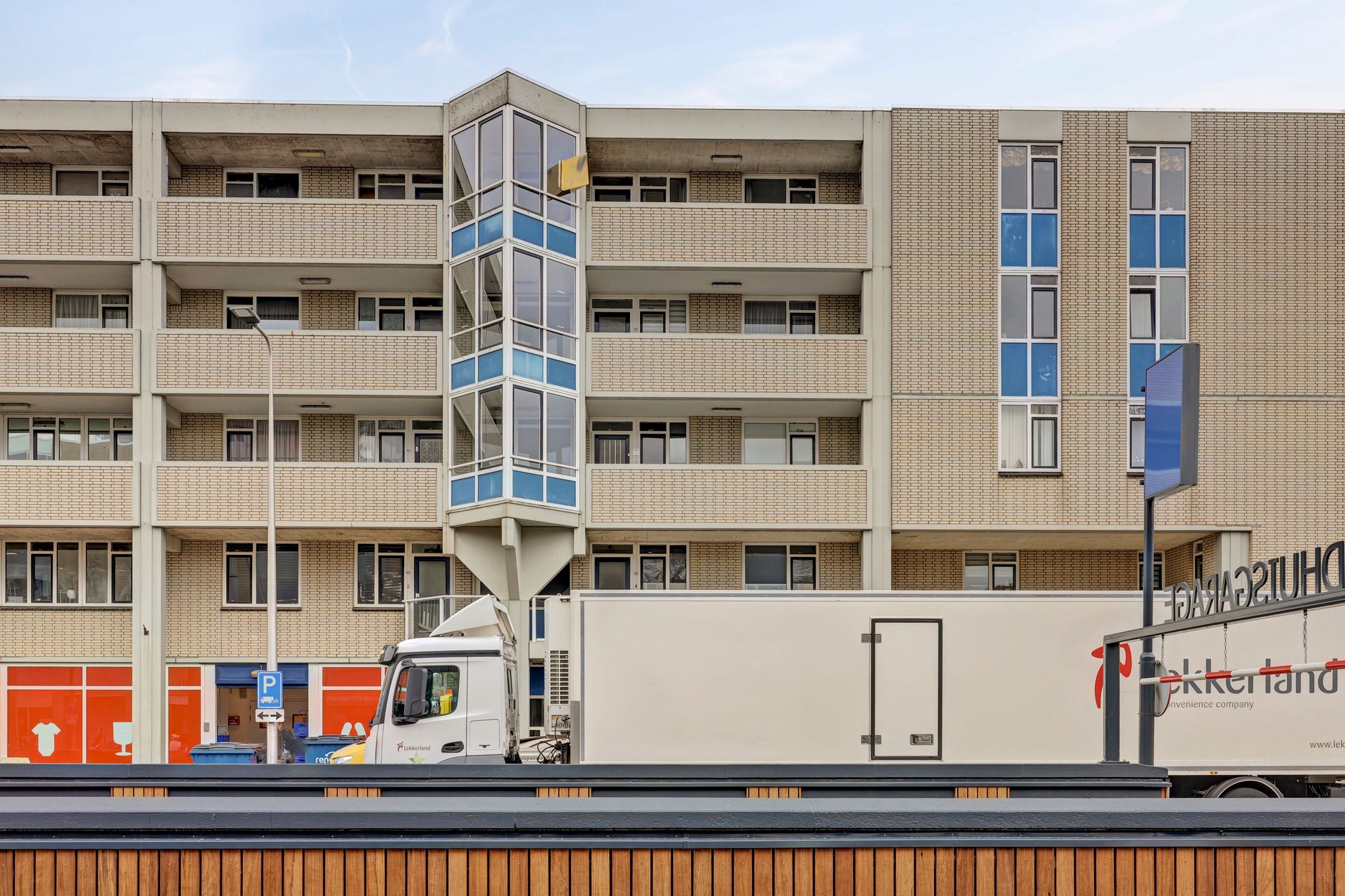 Photo 24 of Raadhuislaan 98