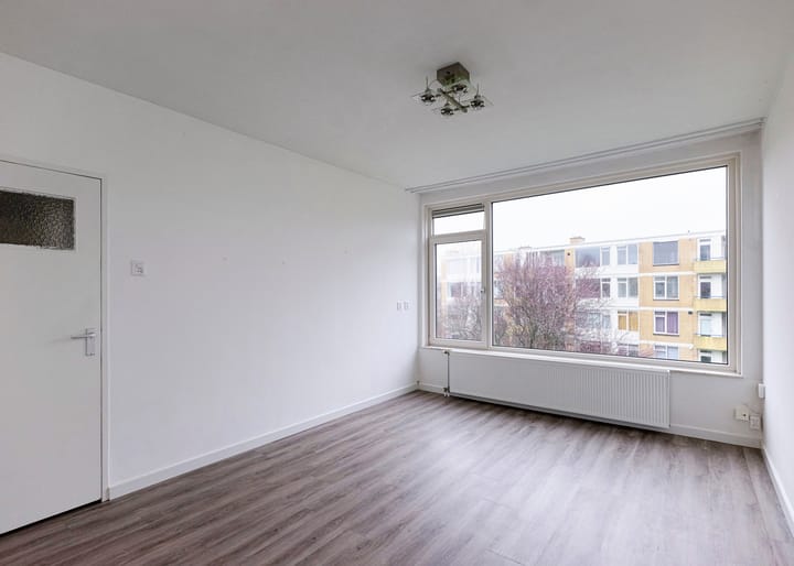 Photo 3 of Van Ostadelaan 172