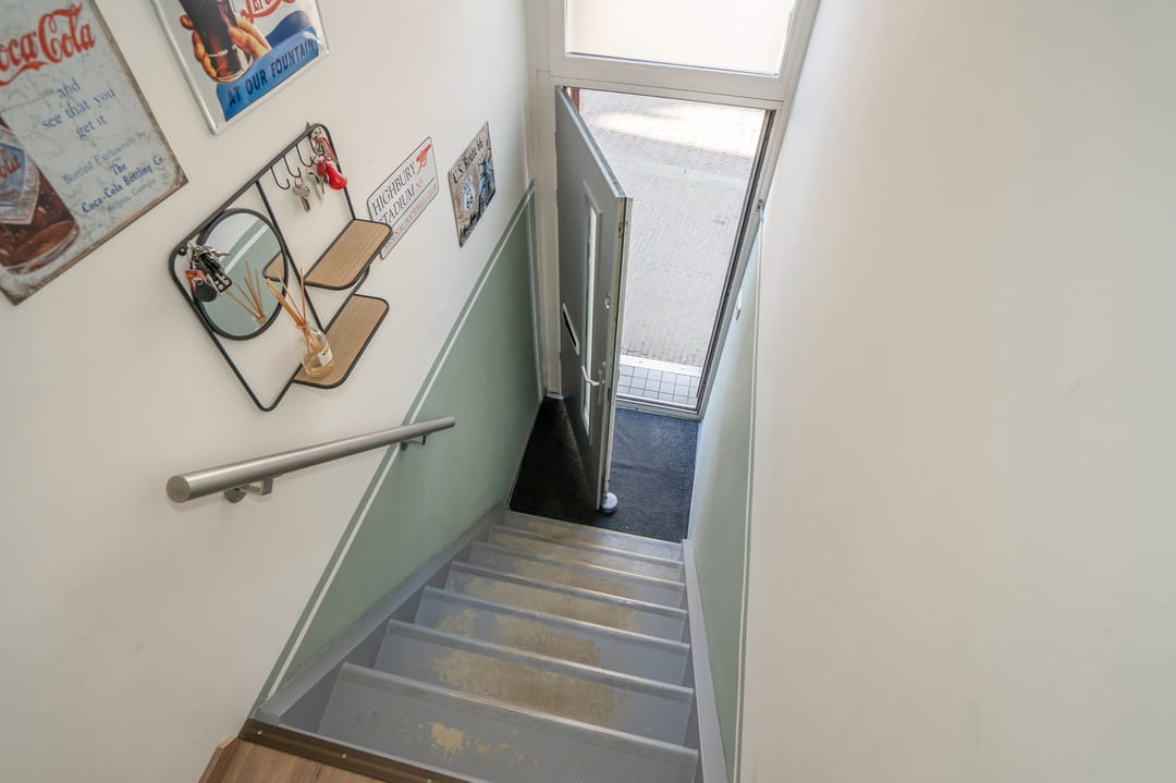 Photo 17 of Lange Lombardstraat 48