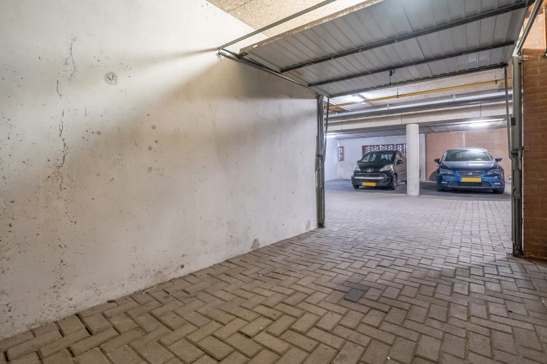 Photo 37 of Lange Lombardstraat 48