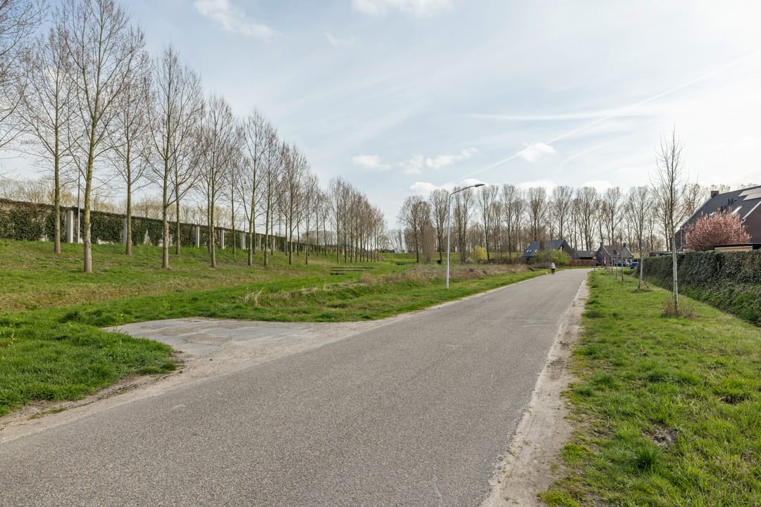 Photo 46 of Dijkbeemd 14