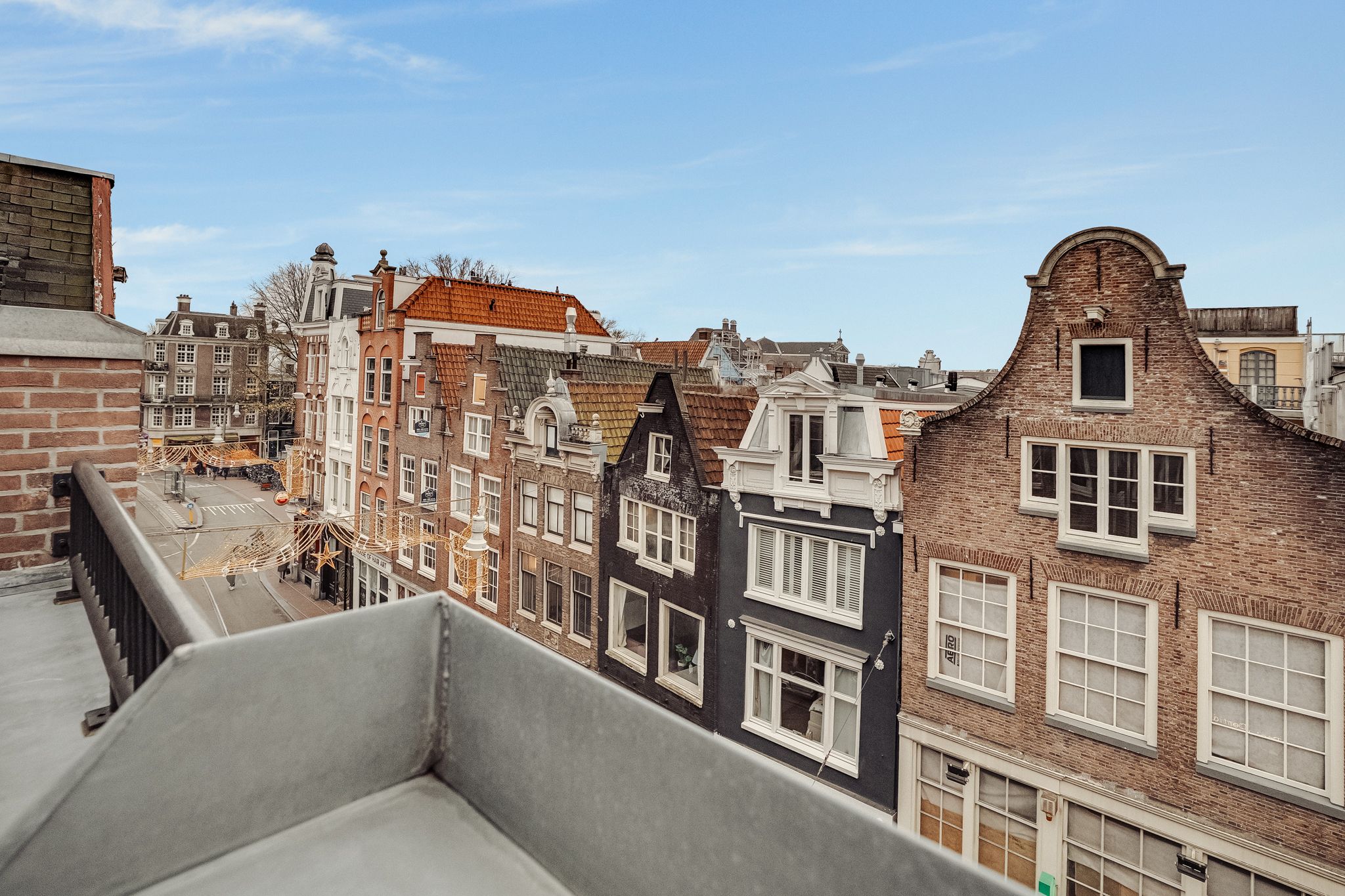 Charming Maisonette in Amsterdam Center with Sunny Terraces — 46