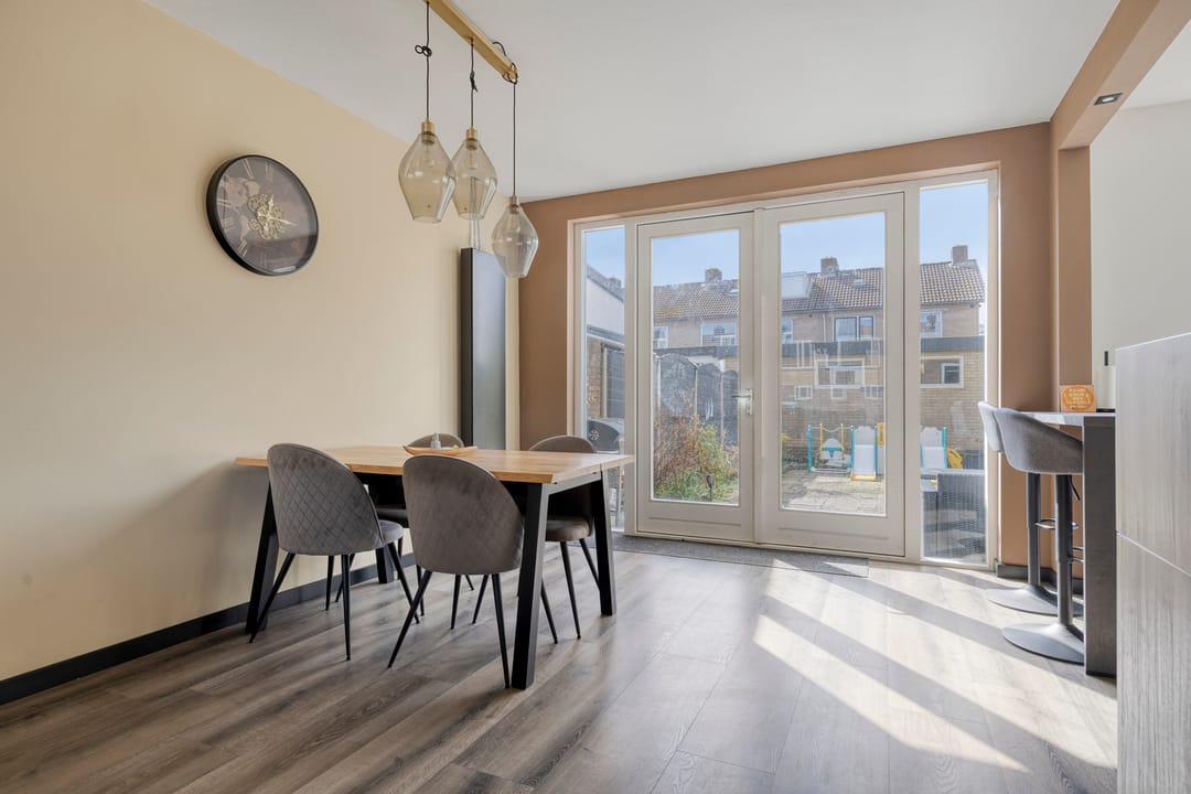 Photo 13 of Henri Dunantstraat 34