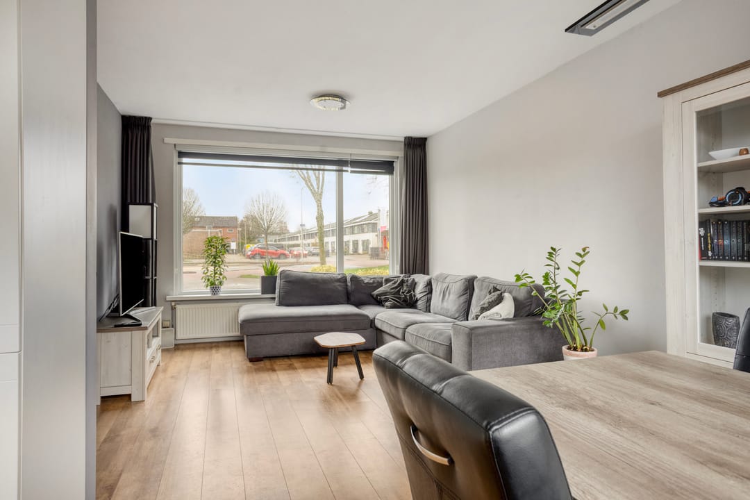 Foto 11 van Lelystraat 32