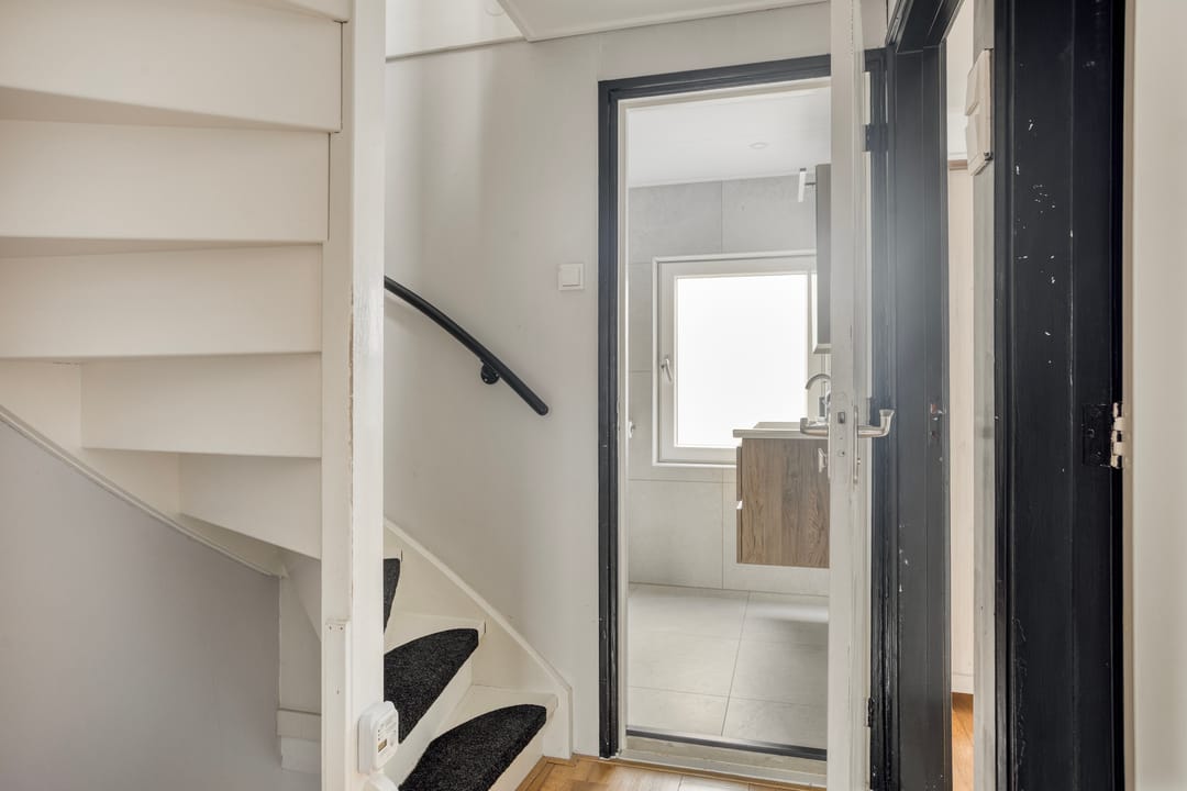 Foto 17 van Lelystraat 32