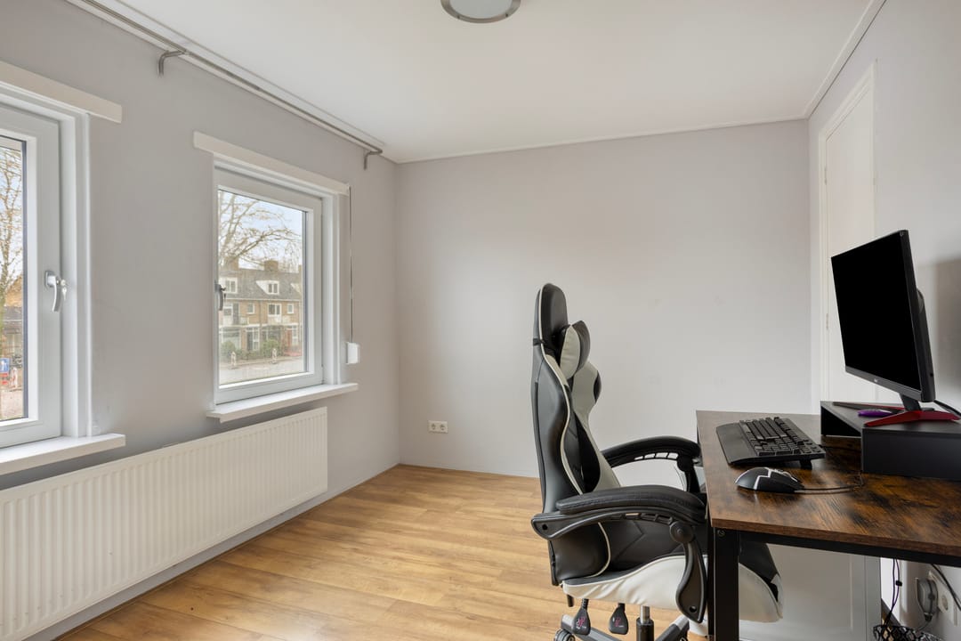 Foto 23 van Lelystraat 32