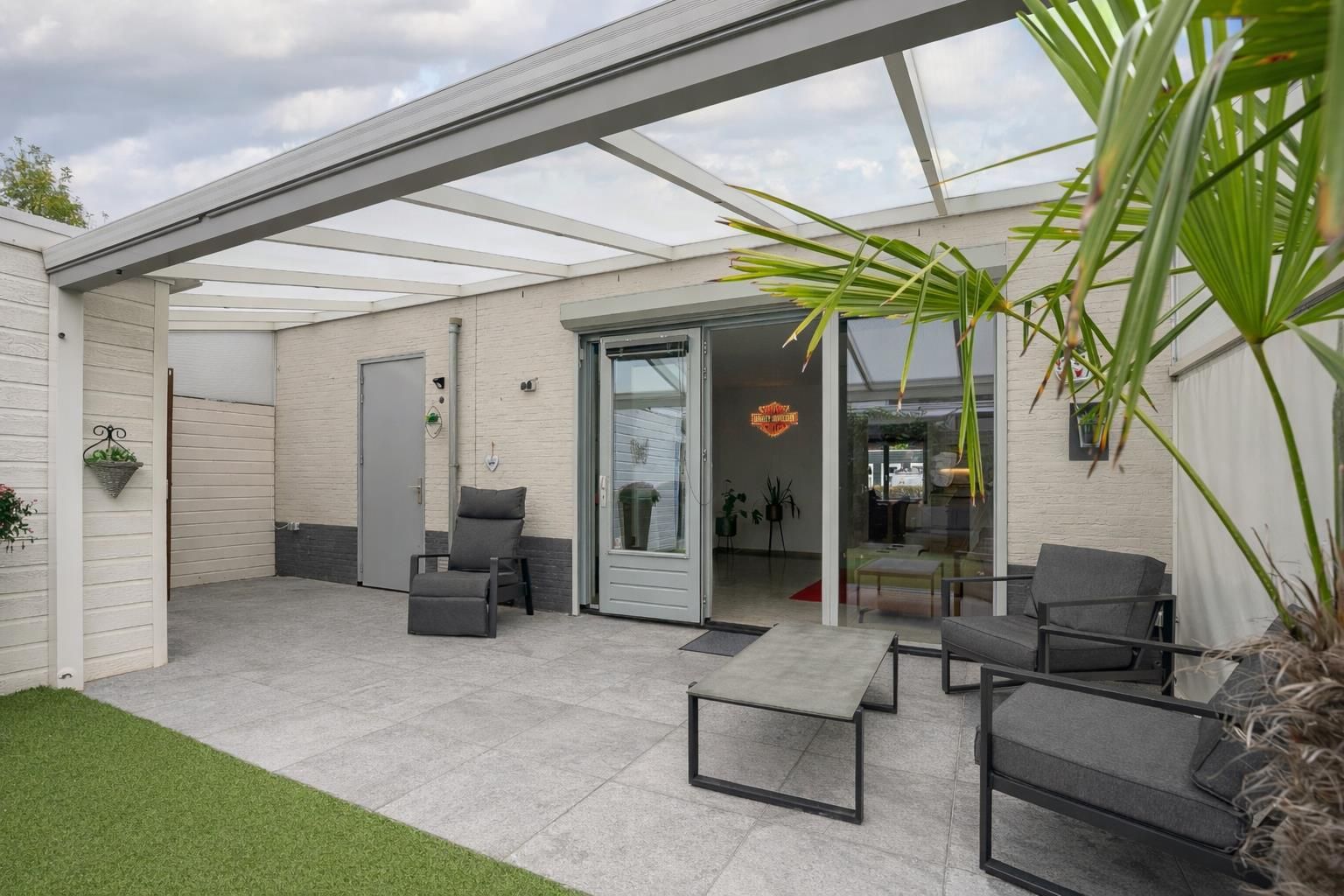 Spacious Move-in Ready Family Home with Energy Label A+ and 23 Solar Panels in Maastricht Malberg — 18