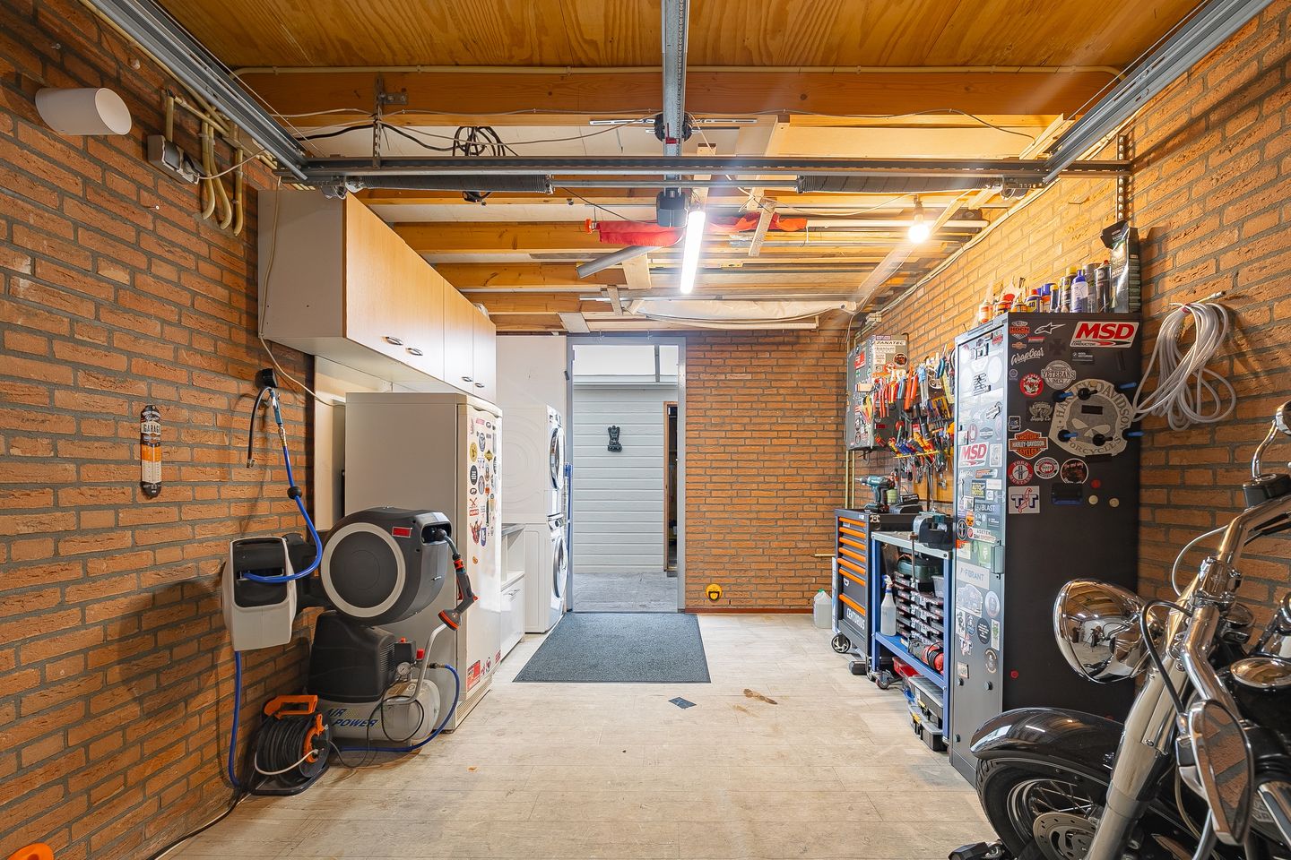 Spacious Move-in Ready Family Home with Energy Label A+ and 23 Solar Panels in Maastricht Malberg — 20