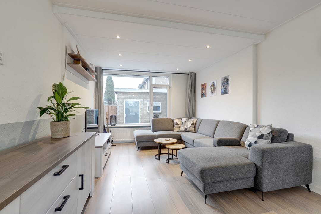 Foto 8 van Anna van Saksenstraat 3