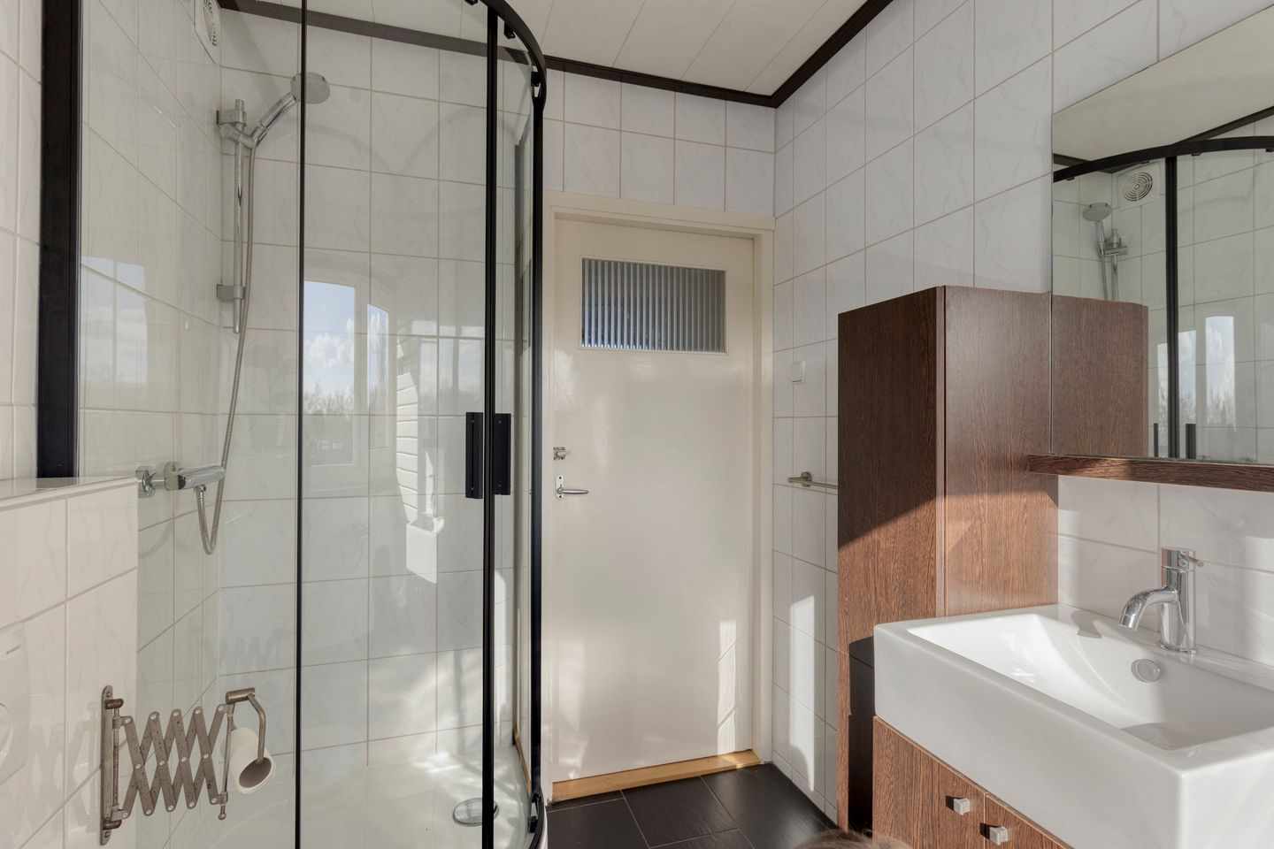 Charming Apartment with Balcony in Eindhoven — 19
